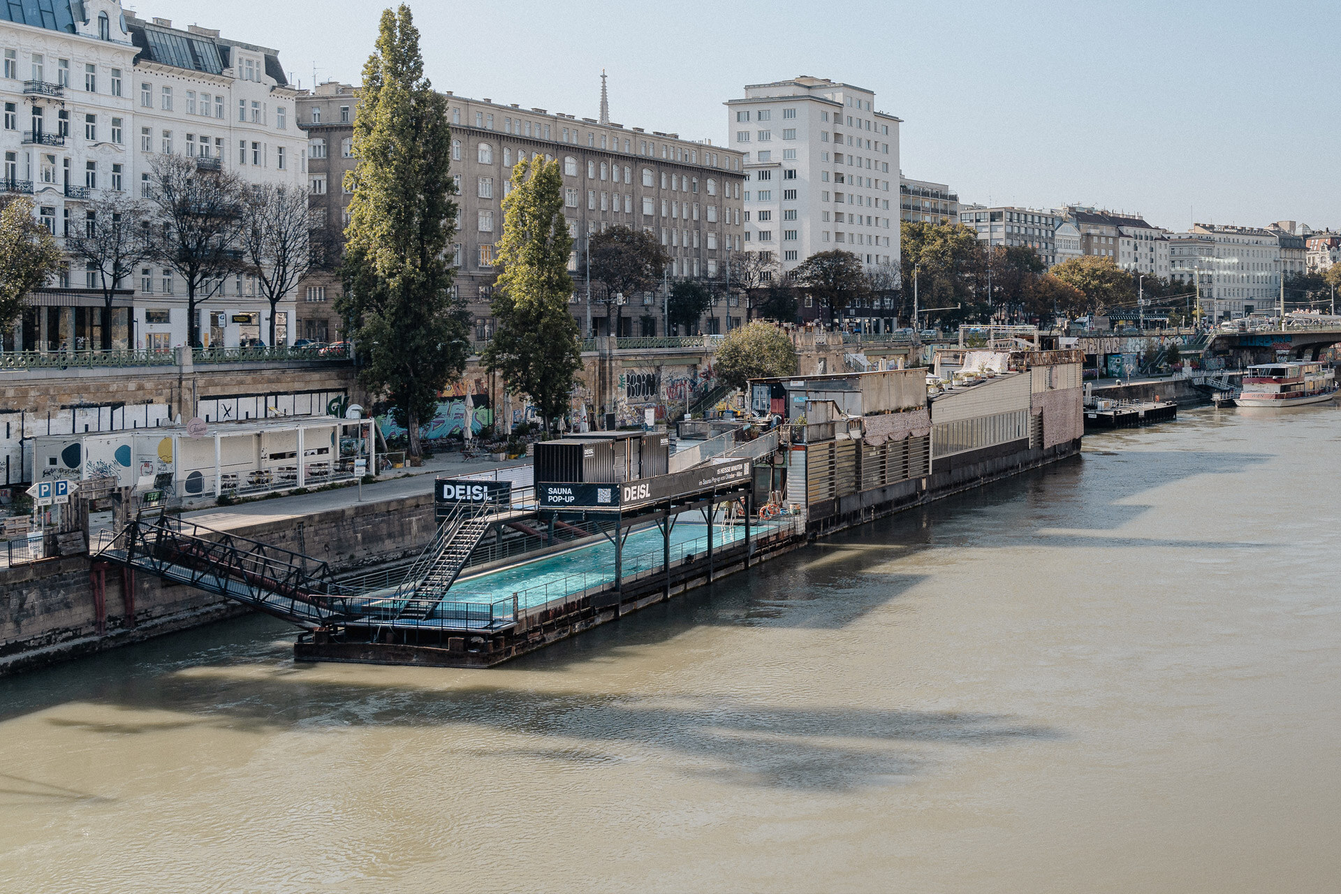 Sauna Pop-up am Badeschiff direkt am Donaukanal in Wien